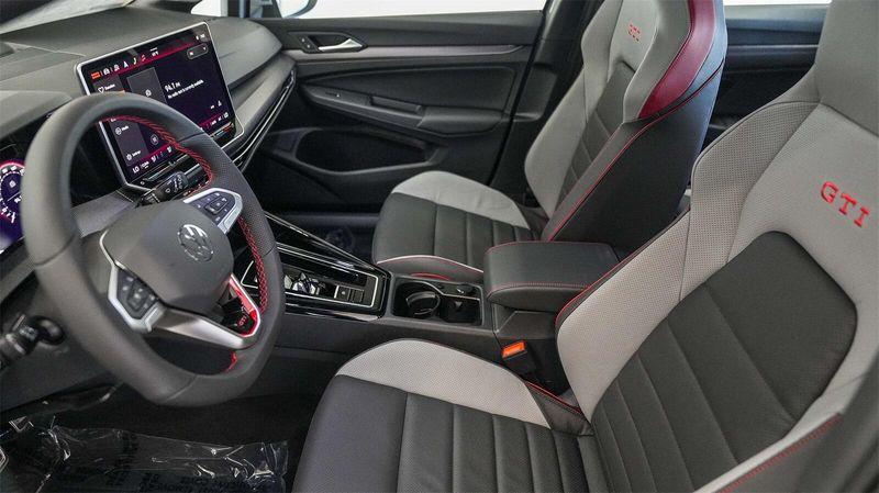 New 2025 Volkswagen Golf GTI AutobahnImage 20