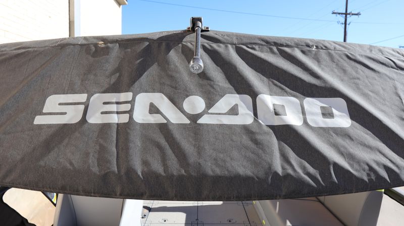 2025 SEADOO SWITCH FISH 21 230HP PAINTED TRAILER WILDERNESS GREEN Image 18