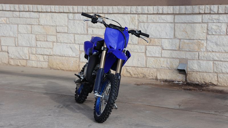 2025 Yamaha YZ65 TEAM BLUEImage 3