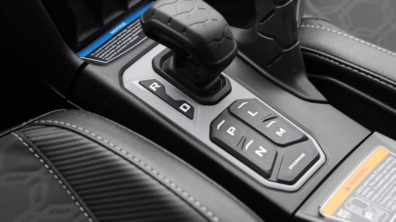 NEW 2026 CAN-AM MAVERICK R MAX X WITH SMARTSHOX 999T DCT Image 18