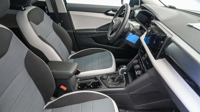 New 2025 Volkswagen Taos 1.5T SImage 17