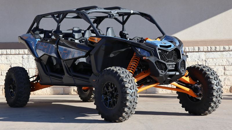 2025 Can-Am MAVERICK X3 RS TURBO SCAN BLUE AND ORANGE CRUSHImage 1