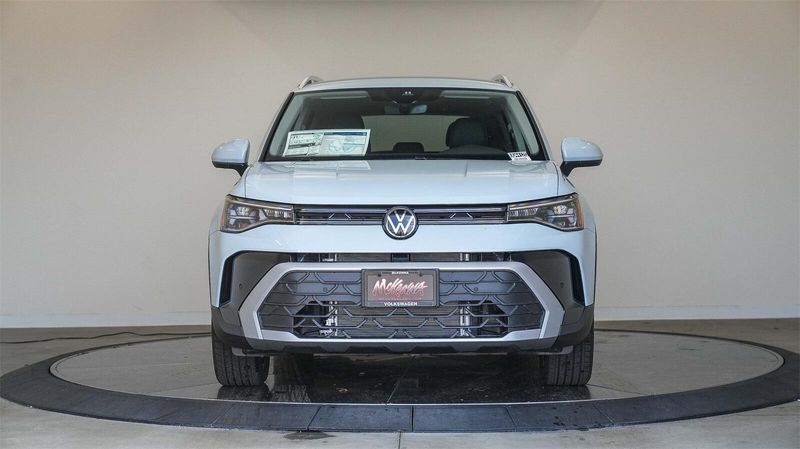 New 2025 Volkswagen Taos 1.5T SEImage 6