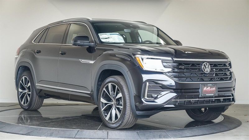 New 2025 Volkswagen Atlas Cross Sport 2.0T SEL Premium R-LineImage 5