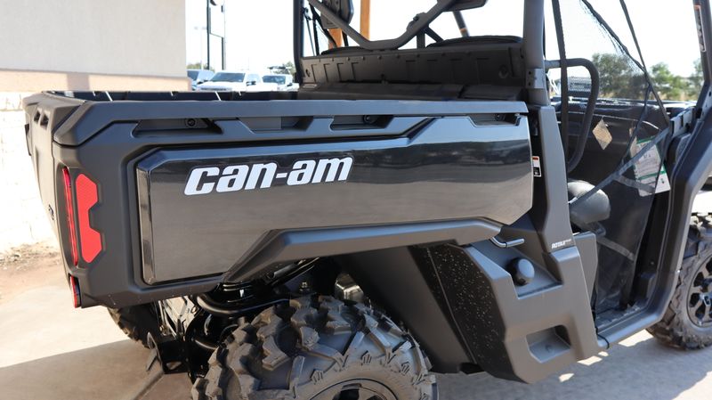 2025 Can-Am DEFENDER XT HD9 STEALTH BLACKImage 14