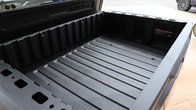 2025 Kawasaki RIDGE CREW HVAC CANDY PERSIMMON RED Image 14
