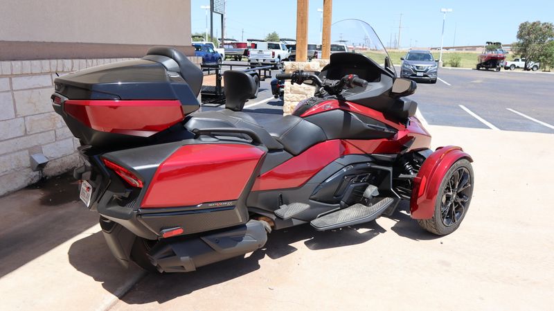 Used 2022 Can-Am RD SPYDER RT LTD 1330 SE6 RDD 22 Base Image 3