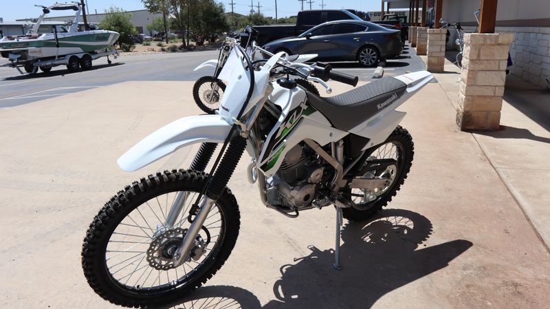 New 2026 Kawasaki KLX140R F BRIGHT WHITE Image 6