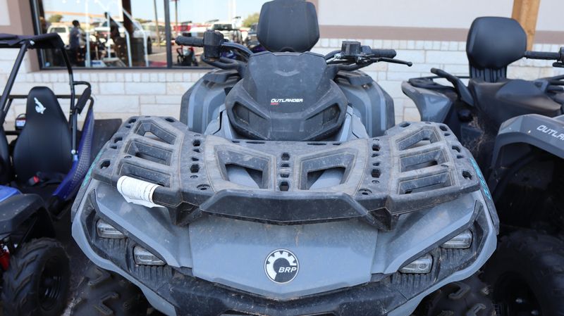 Used 2023 Can-Am ATV OUTL MAX DPS 850 Image 3