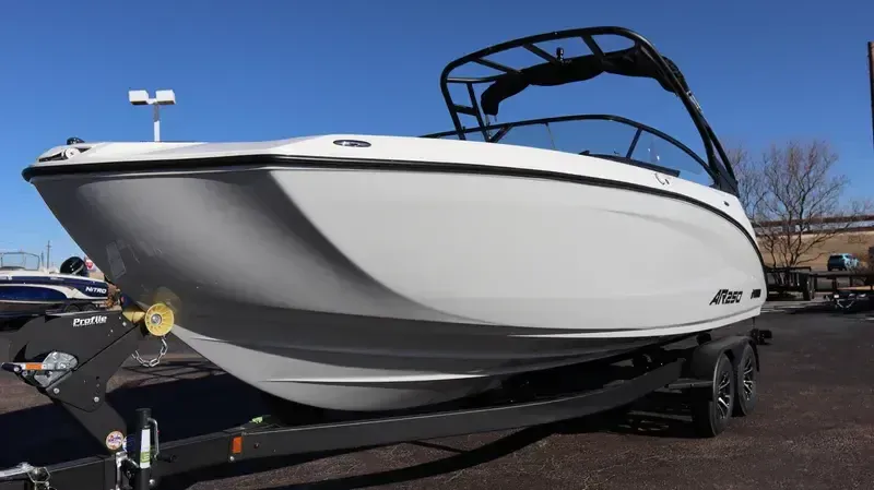 2025 Yamaha AR250 MIST GRAY PAINTED TRAILER Image 2