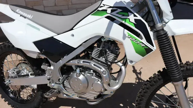 New 2026 Kawasaki KLX140R F BRIGHT WHITE Image 6