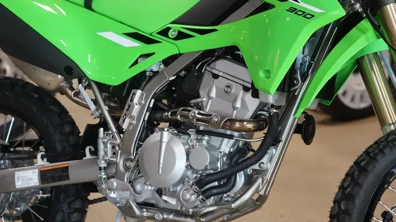 2025 Kawasaki KLX 300 LIME GREENImage 6