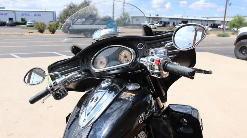 2015 Indian Motorcycle ROADMASTER THUNDER BLACK CAL Base Image 10