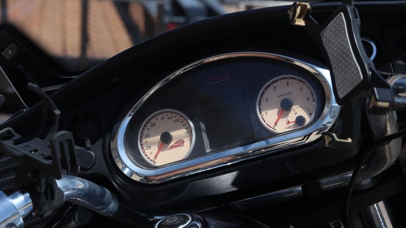 2015 Indian Motorcycle ROADMASTER THUNDER BLACK 49ST Base Image 10
