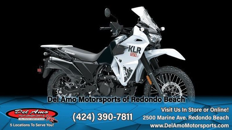 2024 Kawasaki KL650MRFNL-WT1  in a PEARL CRYSTAL WHITE/METALLIC CARBON GRAY exterior color. Del Amo Motorsports of Redondo Beach (424) 304-1660 delamomotorsports.com 