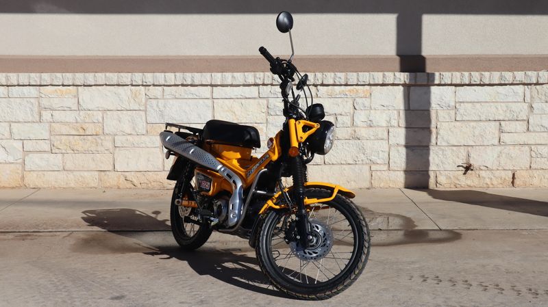 2024 Honda TRAIL 125 TURMERIC YELLOWImage 1