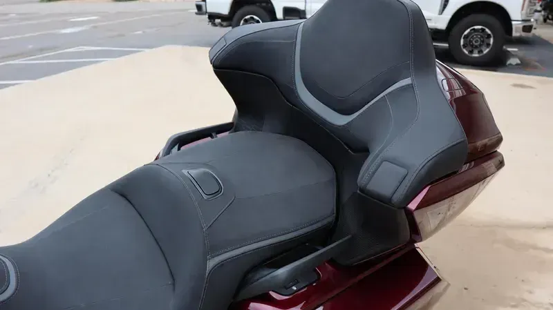 NEW 2025 HONDA GOLD WING TOUR DCT 50TH ANNIVERSARY Image 16