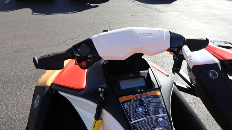 2025 SEADOO SPARK FOR 3 CONVENIENCE PACKAGE WITH SOUND SYSTEM SUNRISE ORANGE AND DRAGON RED Image 6