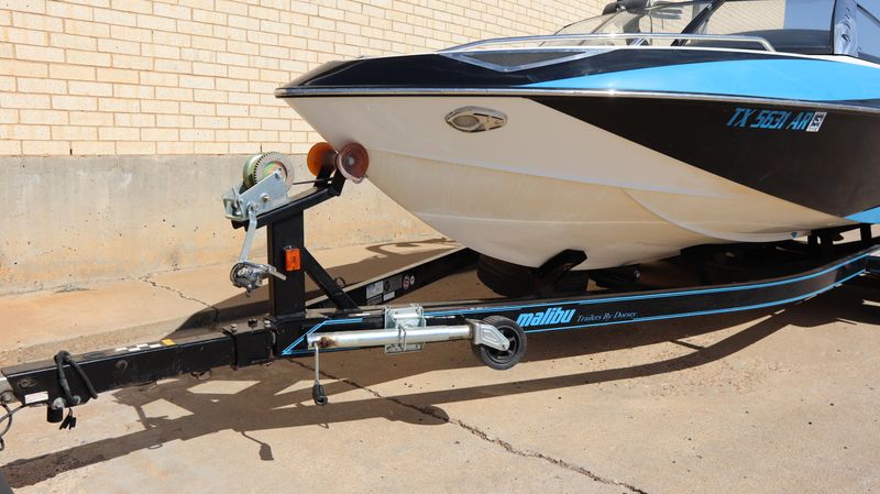 2008 MALIBU 23 LSV Image 14