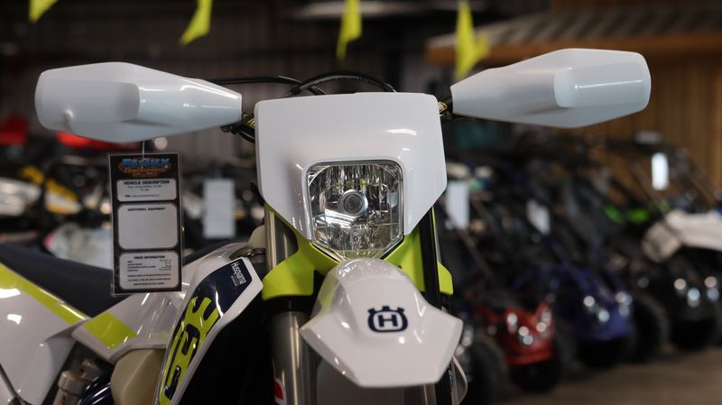 2023 HUSQVARNA FE 450 Image 2