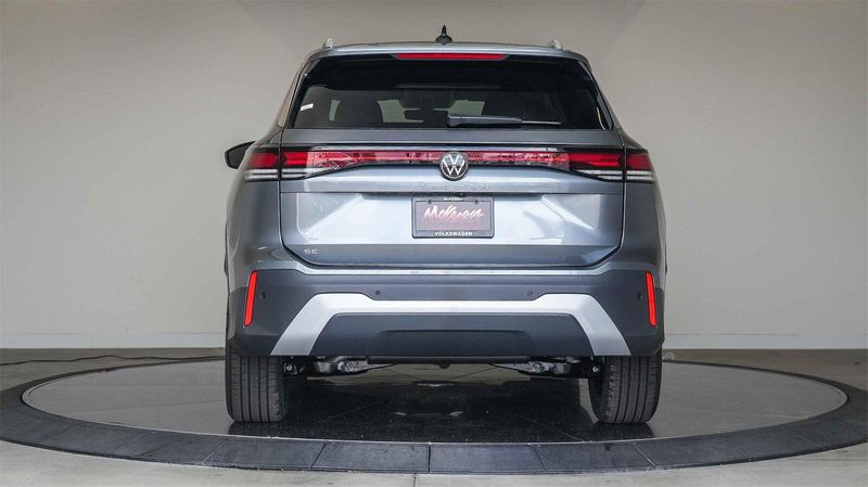 New 2025 Volkswagen Tiguan 2.0T SEImage 3