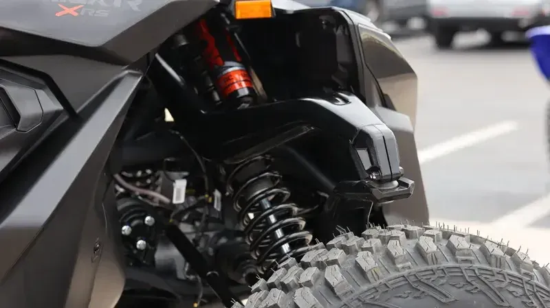 NEW 2026 CAN-AM MAVERICK R MAX X WITH SMART-SHOX 999T DCT Image 17
