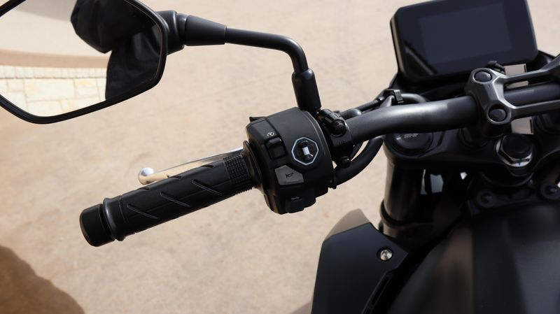 NEW 2025 HONDA CB500F ABS MATTE BLACK METALLIC Image 7