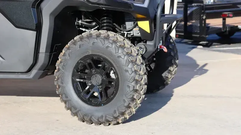 2025 Can-Am DEFENDER MAX LONE STAR CAB HD10 STEALTH BLACK Image 13