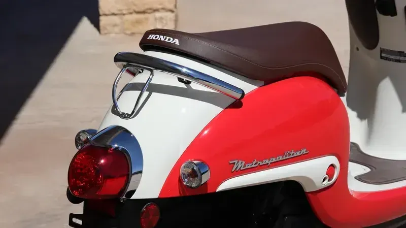 NEW 2026 HONDA METROPOLITAN Image 5