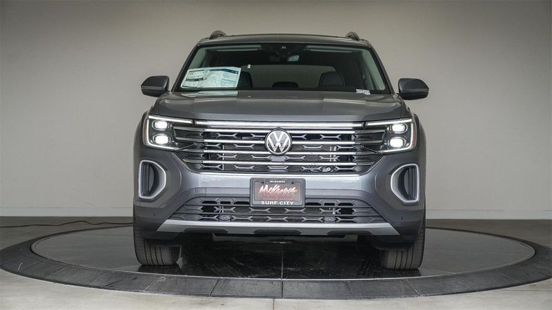 New 2025 Volkswagen Atlas 2.0T SE w/TechnologyImage 6