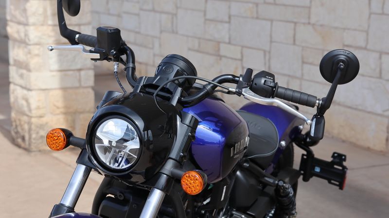 2025 Indian Motorcycle SCOUT BOBBER LIMITED WITH TECHNOLOGY PACKAGE SPIRIT BLUE METALLIC Image 5