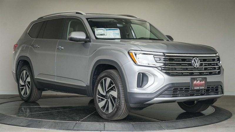 New 2025 Volkswagen Atlas 2.0T SELImage 5