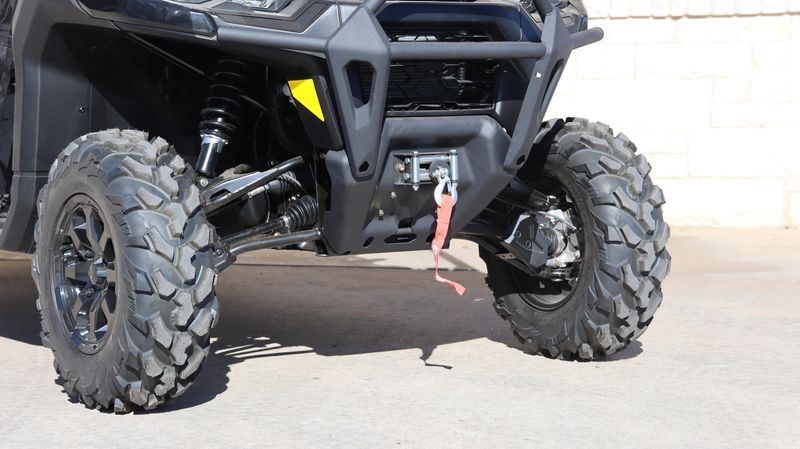 NEW 2026 CAN-AM DEFENDER PRO XT HD10 Image 11