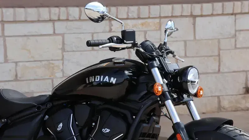 NEW 2026 INDIAN MOTORCYCLE SCOUT SIXTY BOBBER LIMITED Image 2