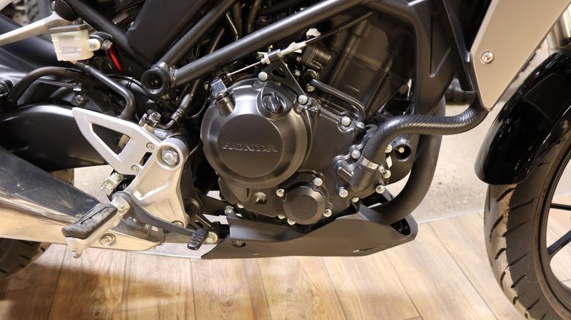 2019 Honda CB300R ABS Image 7