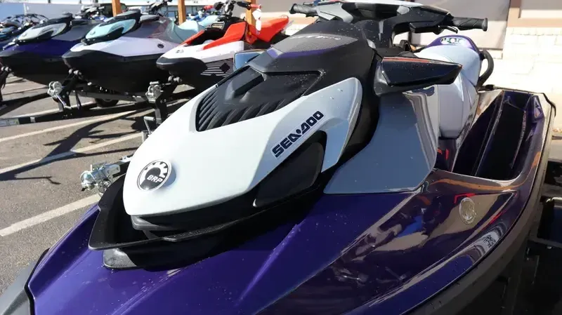 2025 SEADOO GTI SE 130 WITH SOUND SYSTEM IDF MIDNIGHT PURPLE Image 3