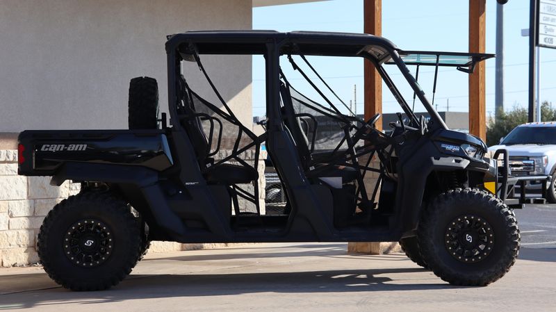 2024 CAN-AM SSV DEF MAX TEX 65 HD10 BK 24 in a BLACK exterior color. Family PowerSports (877) 886-1997 familypowersports.com 