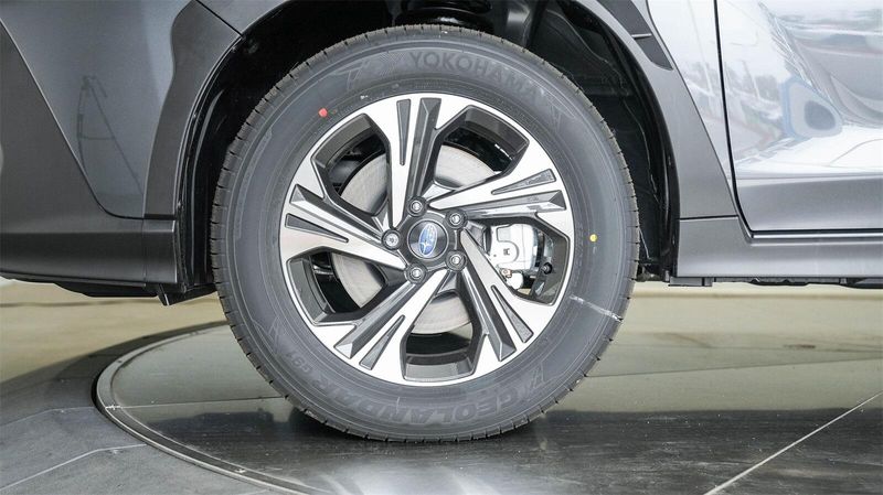 2025 Subaru Crosstrek PremiumImage 10