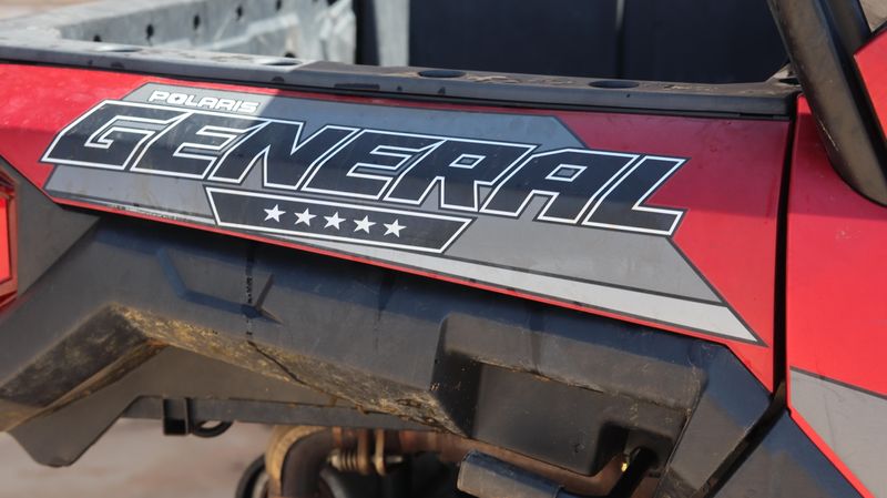 2018 Polaris GENERAL RC MATTE SUNSET RED 1000 EPS Ride Command Edition Image 7
