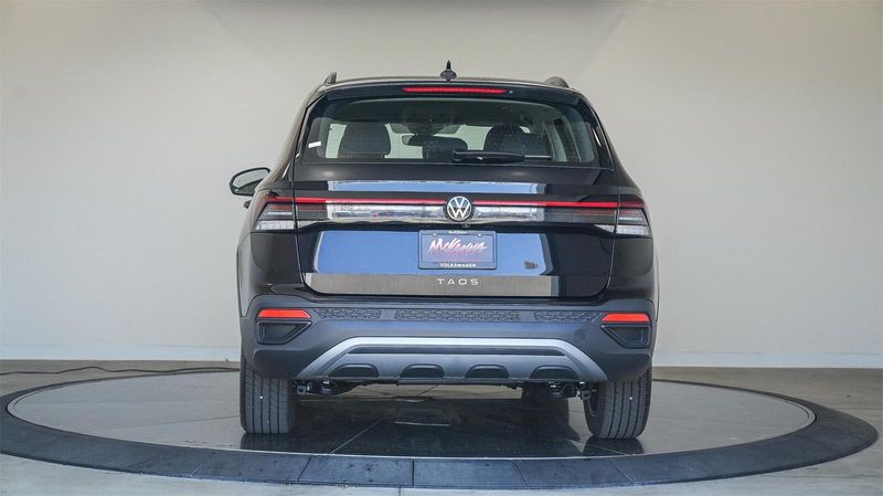 New 2025 Volkswagen Taos 1.5T SImage 3