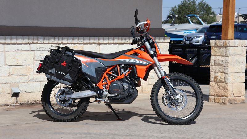 2022 KTM 690 ENDURO RImage 2