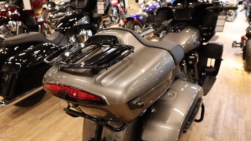 2025 Indian Motorcycle PURSUIT DARK HORSE HEAVY METAL Image 14