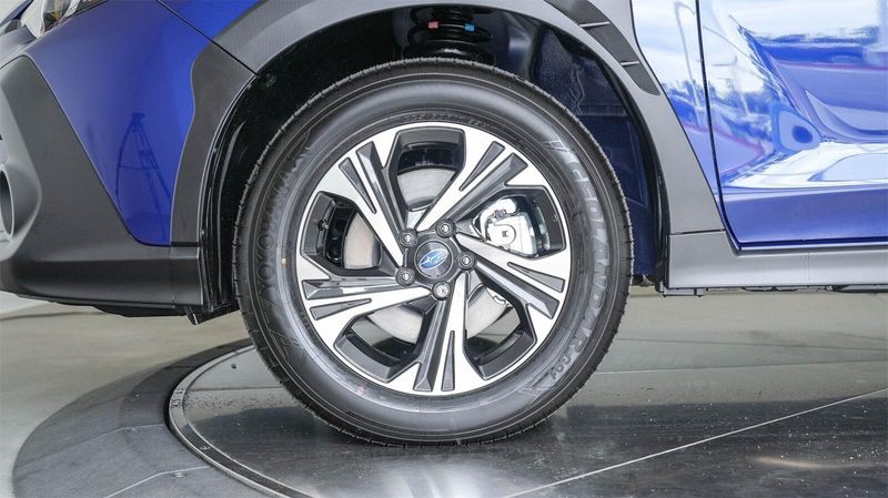 2025 Subaru Crosstrek PremiumImage 10