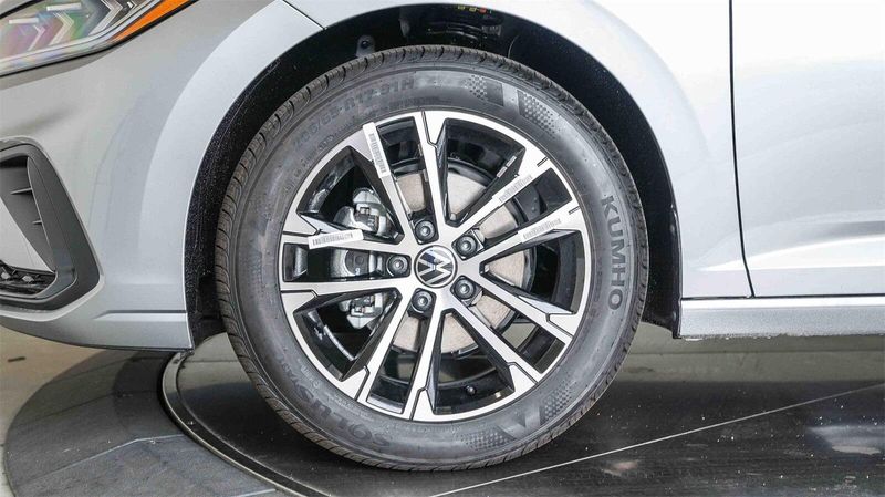 New 2025 Volkswagen Jetta 1.5T SportImage 10