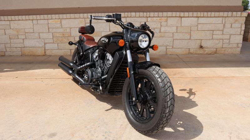 2021 Indian Motorcycle SCOUT BOBBER ABS THUNDER BLACK 49ST Bobber Image 1