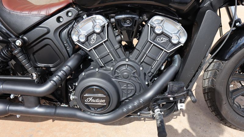 2021 Indian Motorcycle SCOUT BOBBER ABS THUNDER BLACK 49ST Bobber Image 14