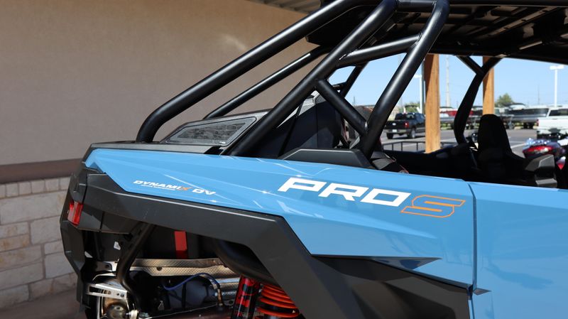 New 2025 Polaris RZR PRO S 4 ULTIMATE ORANGE RUST AND ZENITH BLUE Image 10