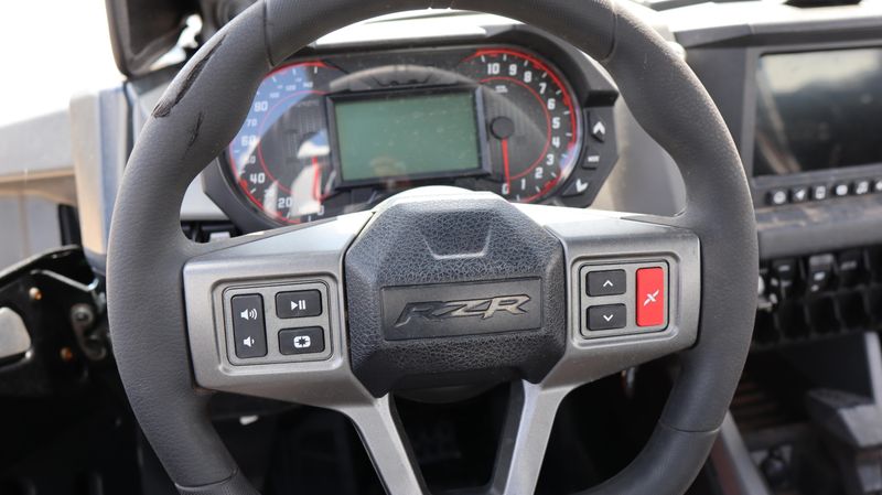 2023 Polaris RZR PRO R 4 ULTIMATE  STEALTH BLACK Ultimate Image 16