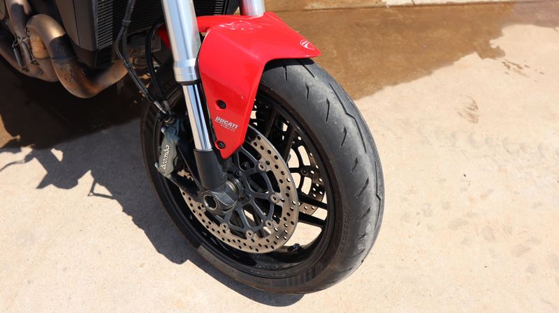 2017 Ducati MONSTER 821 Image 7