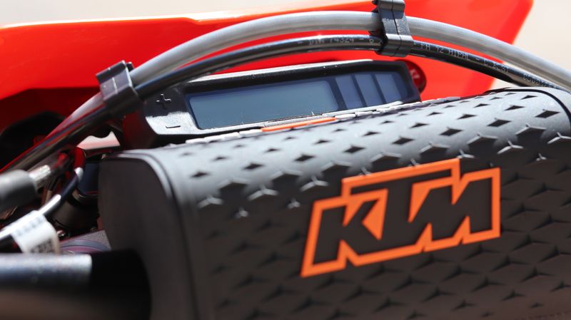 2025 KTM 300 XCW CHAMPION EDITION Image 15